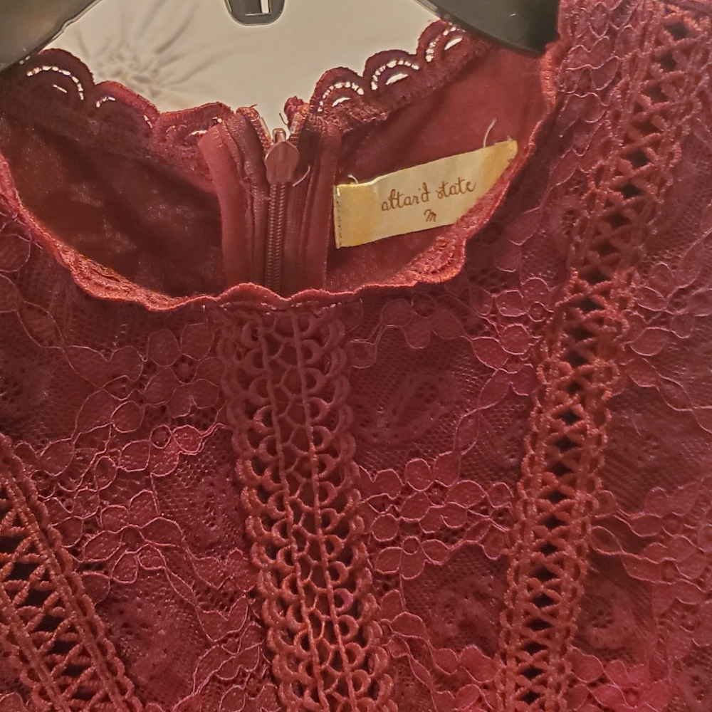 Dress - Picture 3 of 3